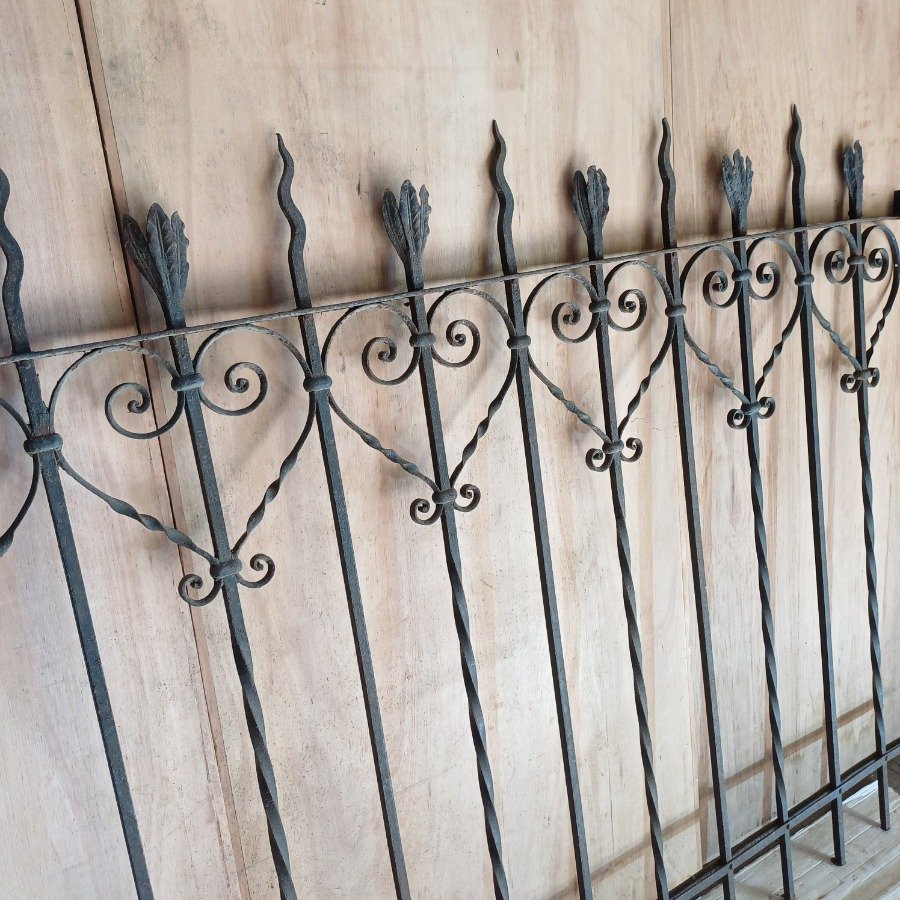 Puerta de hierro antigua para decoración - imagen 4
