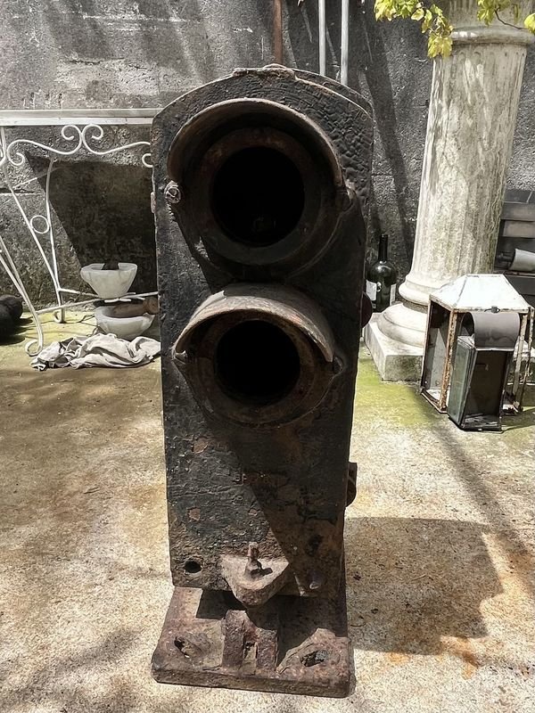 Antiguo farol de cruce de tren británico
