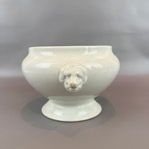 Bowl Isabelino de Porcelana Blanca con Rostros de León - John Maddock & Sons - imagen 3