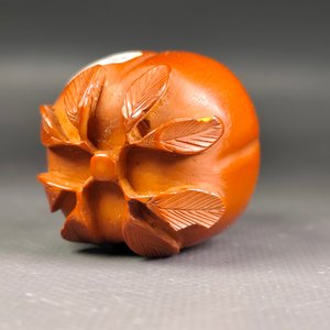 Salero Chino Laca Flor con Detalles Desgastados - imagen 3