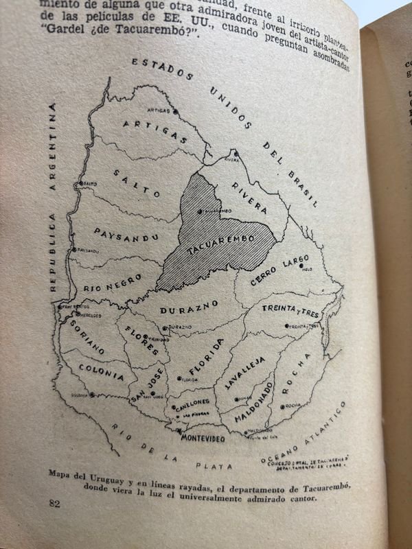 Colección de libros antiguos con contenido histórico - imagen 12