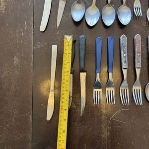 Lote de Cubiertos: Tenedores, Cuchillos y Cucharas Variados - imagen 6