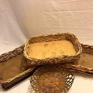 Lote de 4 Paneras y Canastas de Mimbre - imagen 2