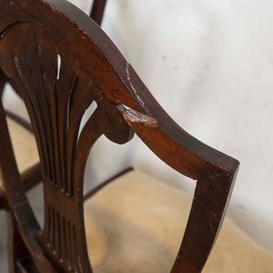 Tres Sillas Inglesas Estilo Peineta con Asientos Tapizados - imagen 3