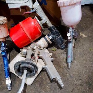 Lote de 6 Pistolas para Pintar y Accesorios - imagen 3