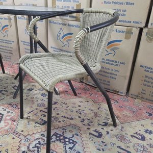 Juego de Jardín o Balcón: Mesa Redonda Vidrio y 2 Sillones Ratán Sintético - imagen 4