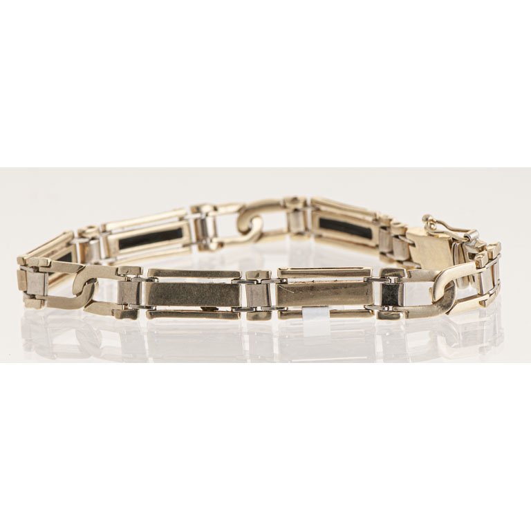 Lote siguiente: Pulsera de Oro con Ónix o Esmalte
