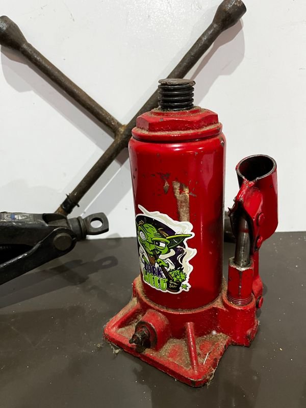 Item 873778 - Image 2