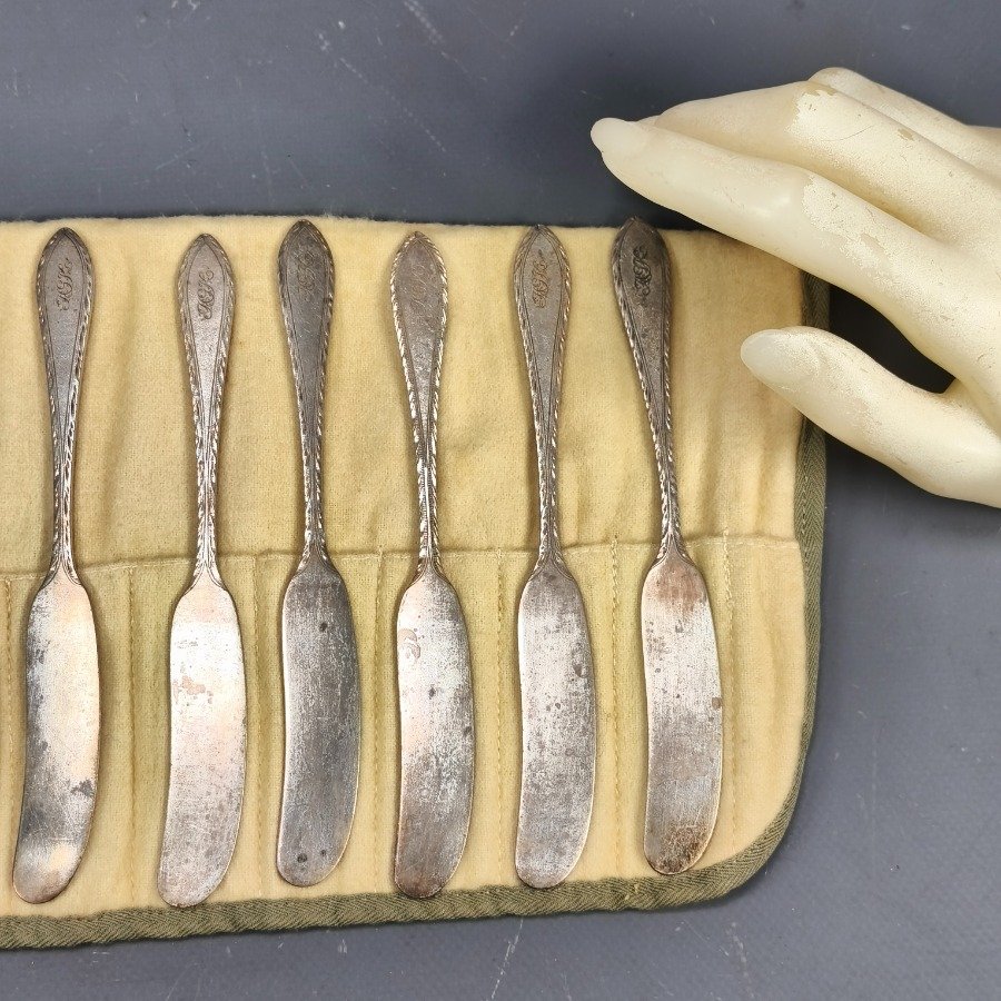 Item 18551 - Image 25