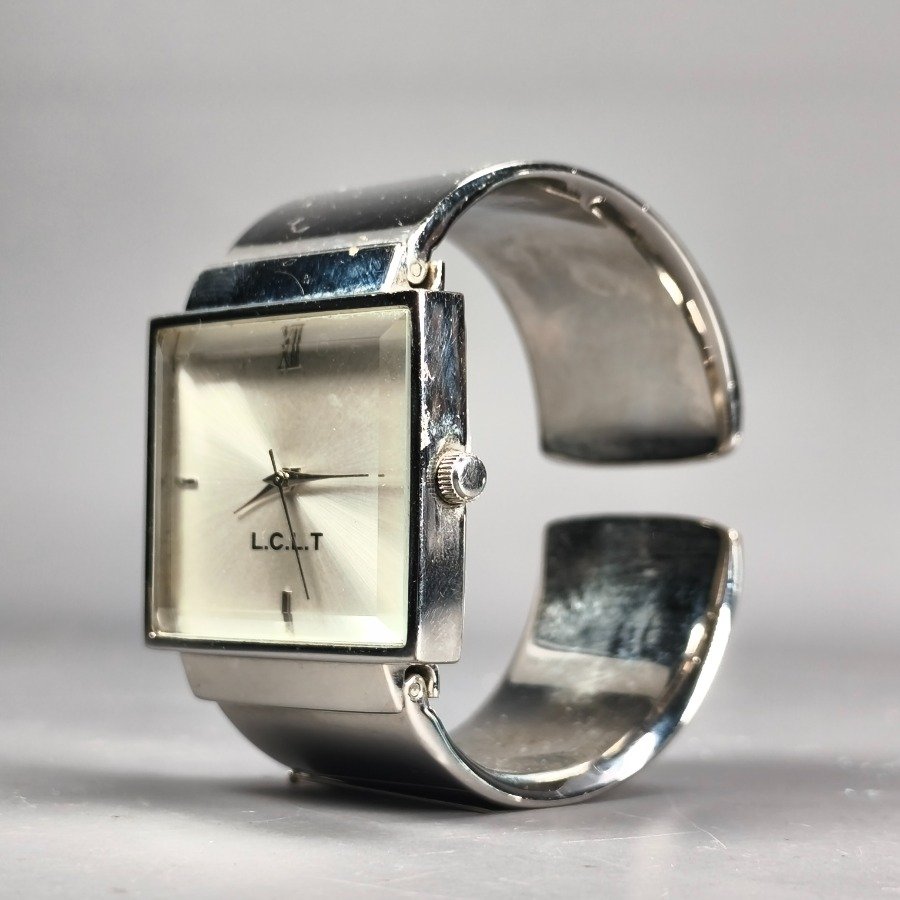 Item 16471 - Image 3