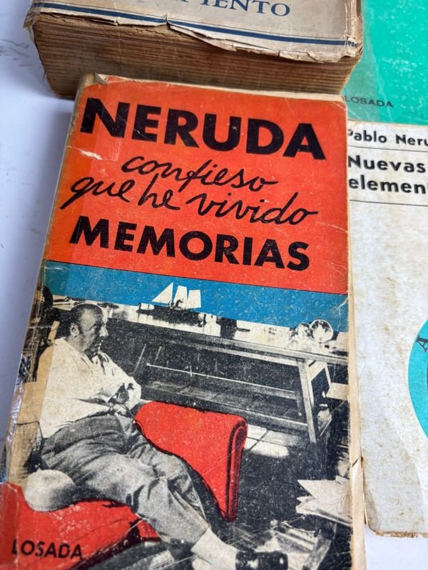 Colección de libros de poesía de Pablo Neruda - imagen 5
