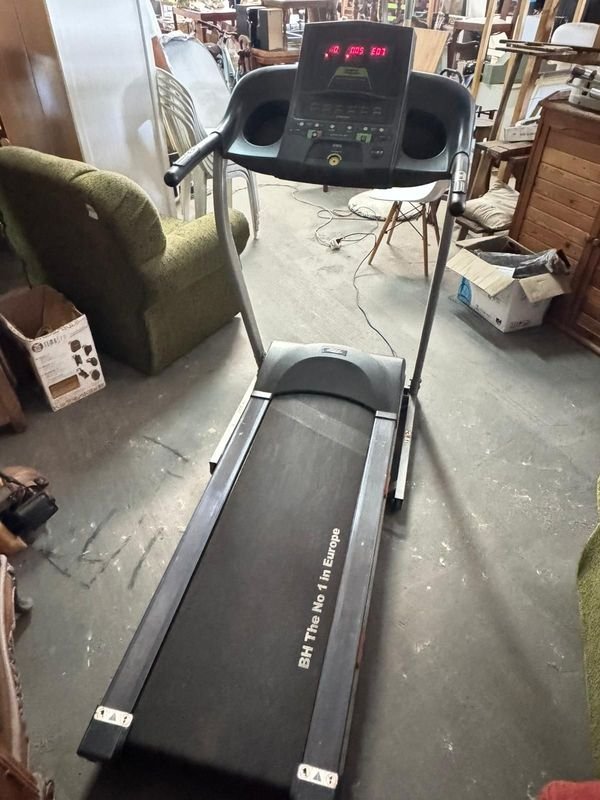 Lote siguiente: Caminador Electrónico Profesional para Gimnasio