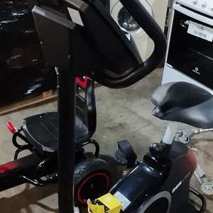 Lote anterior: Bicicleta Estática BH Fitness