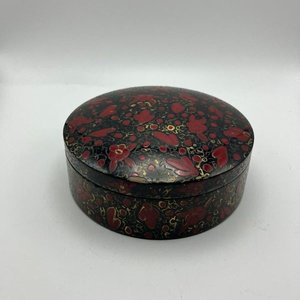 Lote siguiente: Alhajero o cajita de recuerdos vintage