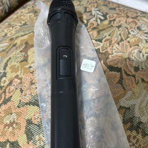 Lote anterior: Micrófono Inalámbrico Negro y Naranja