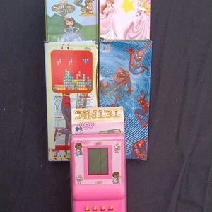 Lote anterior: Consola de Videojuegos Tetris Portátil Estilo Infantil