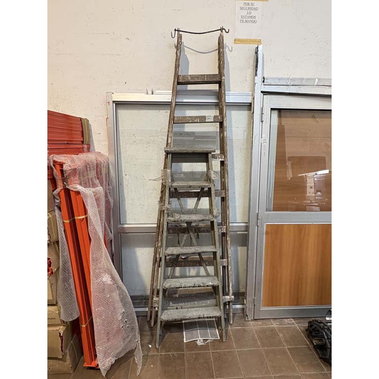 Item 2102492 - Image 0