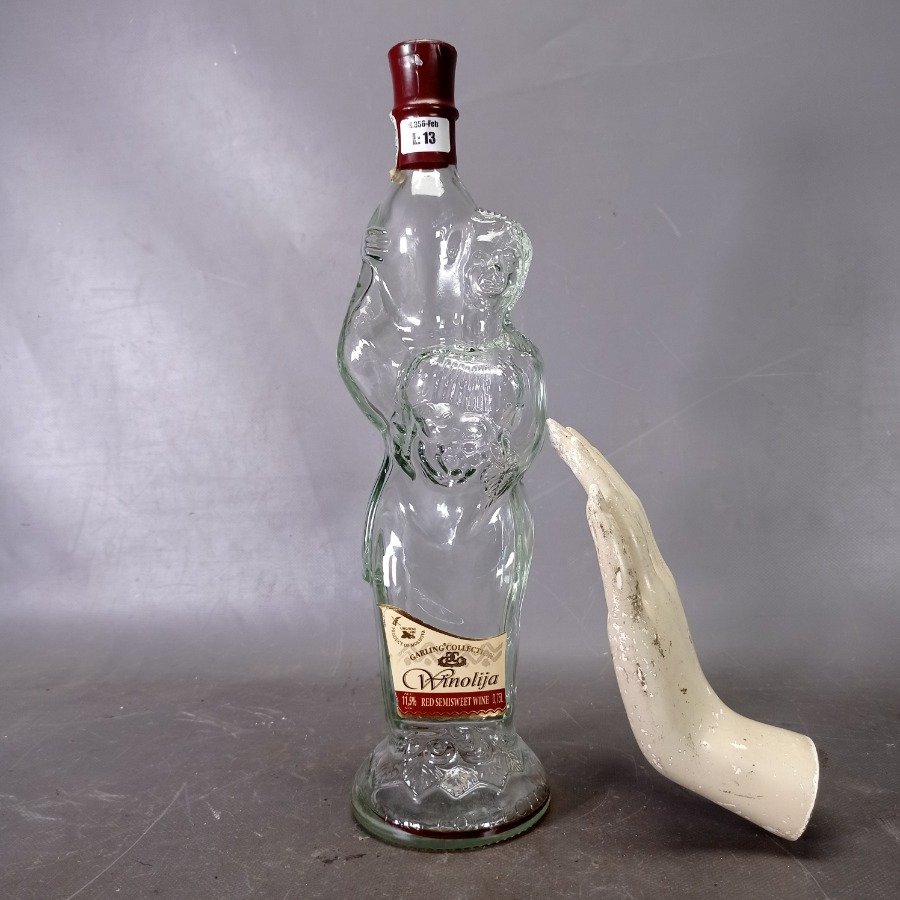 Botella con fisonomía de dama de la colección Garling Colecction Vinolei - imagen 6