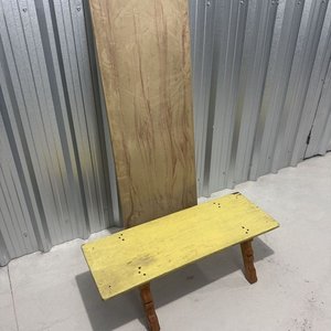 Mesa Baja con Tapa de Mármol y Patas Torneadas - imagen 6