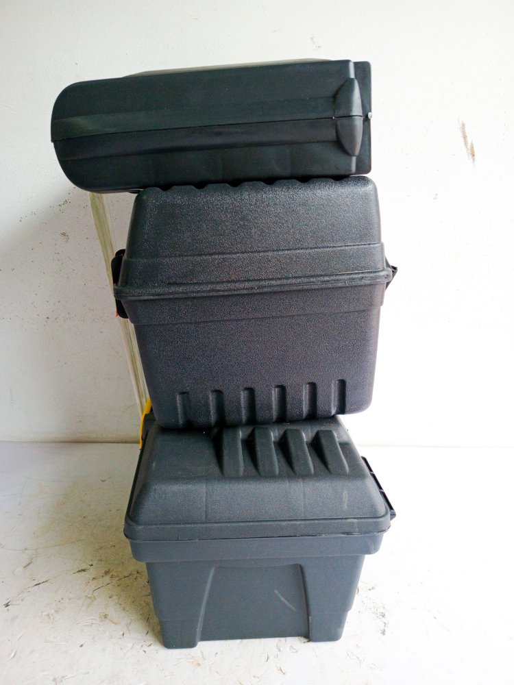 Cajas de plástico negro para herramientas - imagen 2