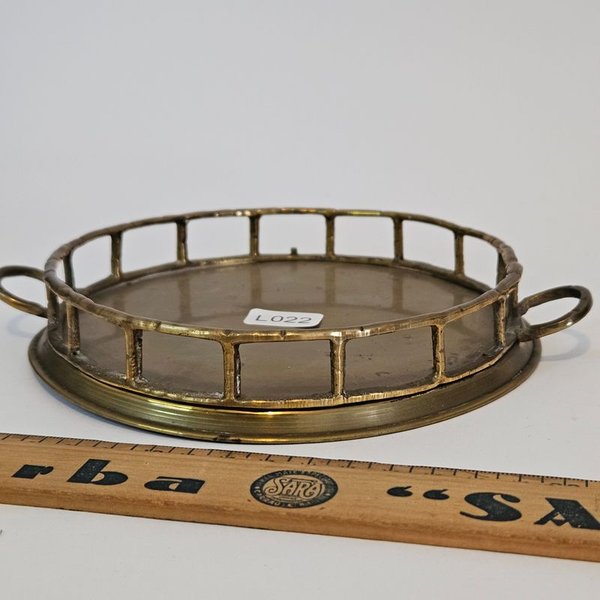 Bandeja en bronce con diseño imitación de bambú - imagen 3