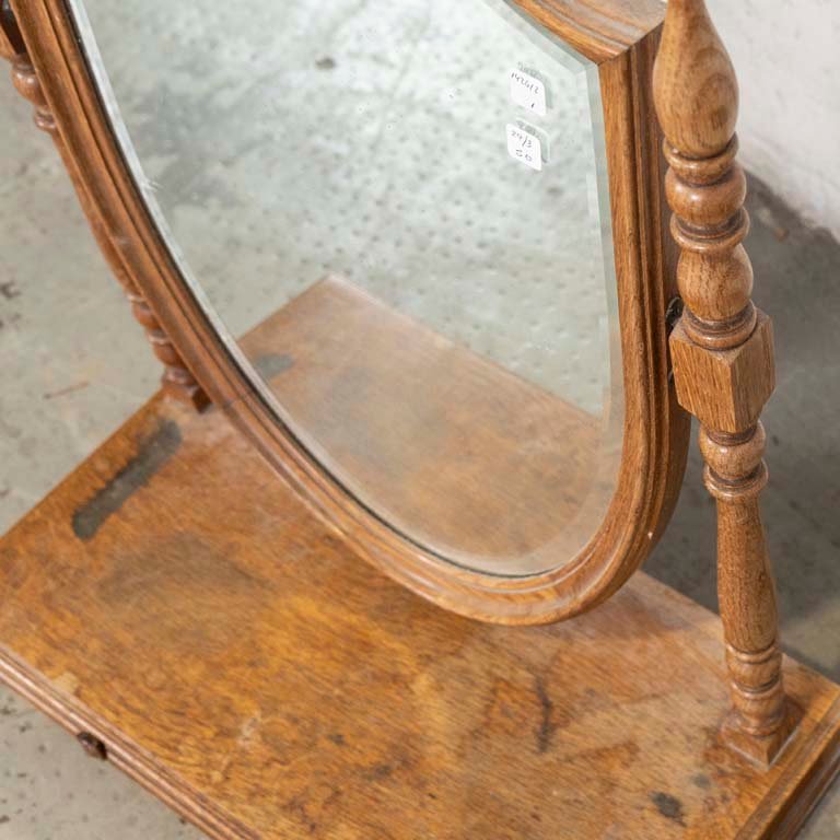 Mesa de vestir con espejo y cajoncitos - imagen 3