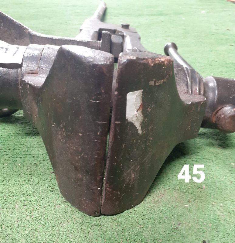 Item 892593 - Image 1