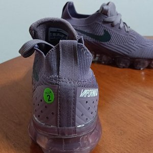 Championes Nike Air VaporMax Talle 2 Sin Uso - imagen 5