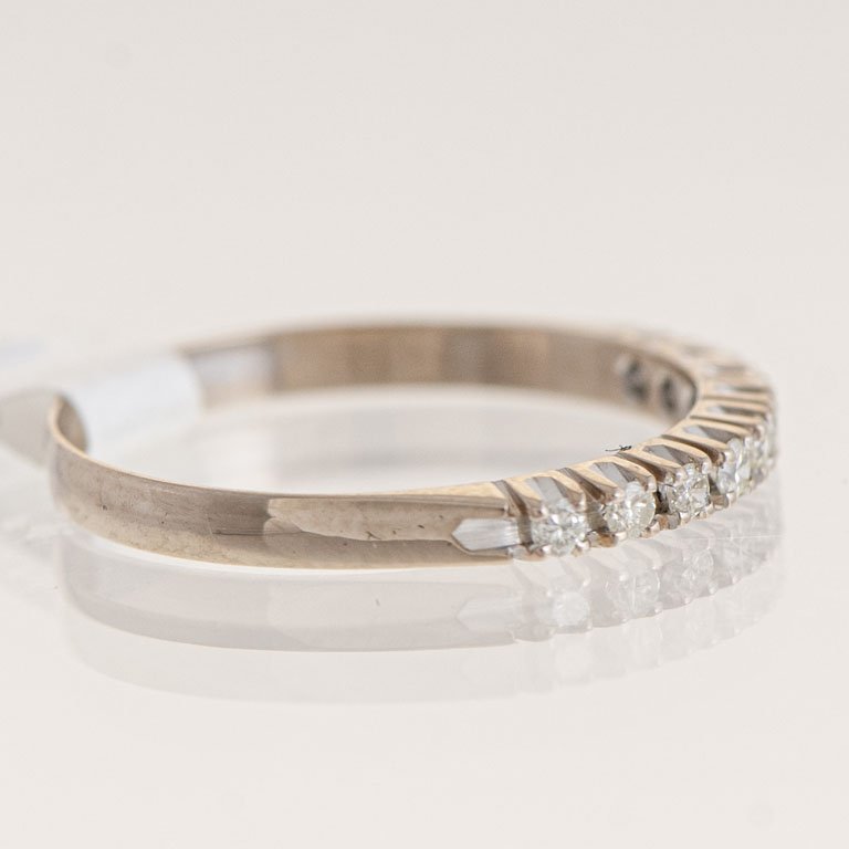 Anillo de oro 18k con brillantes - imagen 2