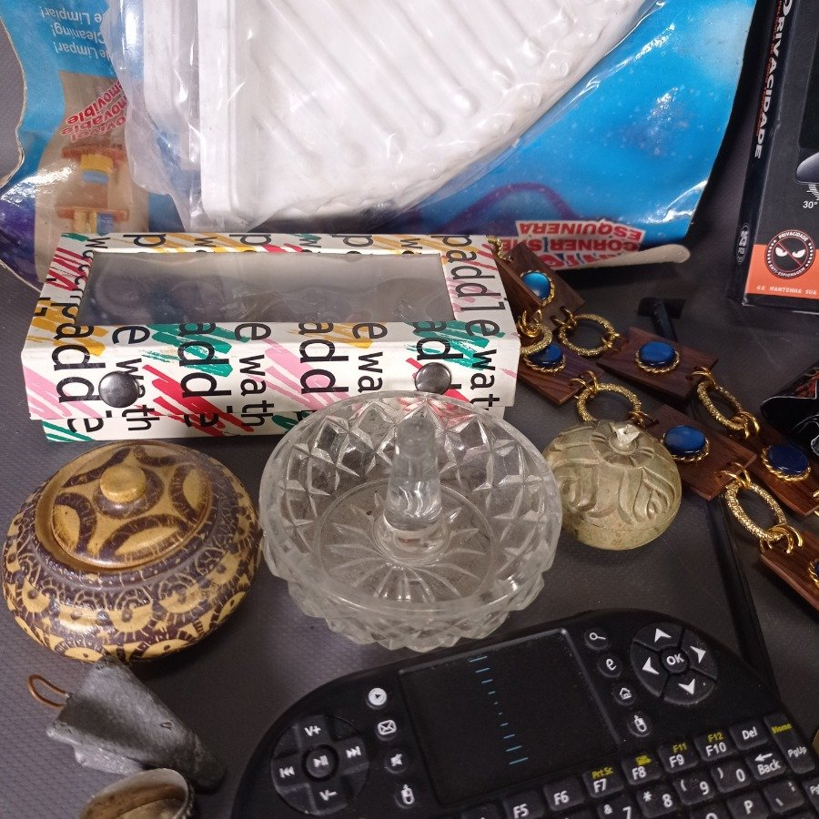 Lote variado de accesorios y decoración - imagen 3