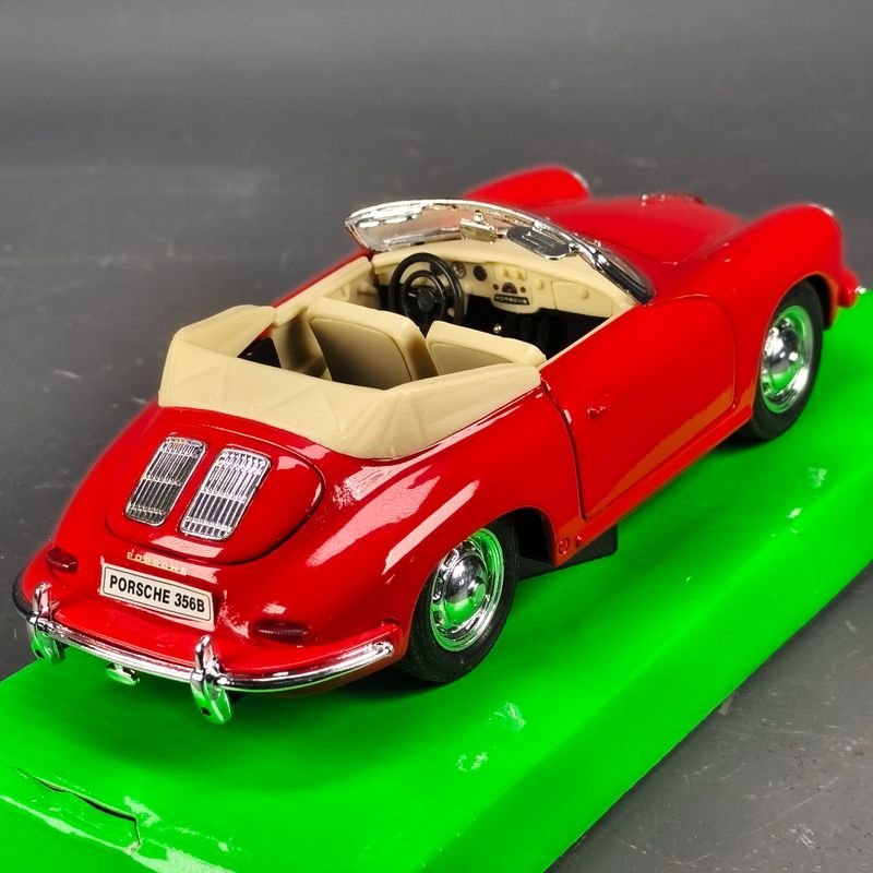 Modelo en escala 1/24 de un Porsche 356 rojo - imagen 3