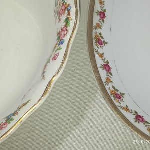 Lote de Loza y Porcelana Inglesa: Tetera, Compotera, Fuente Ovalada y Frutera - imagen 6