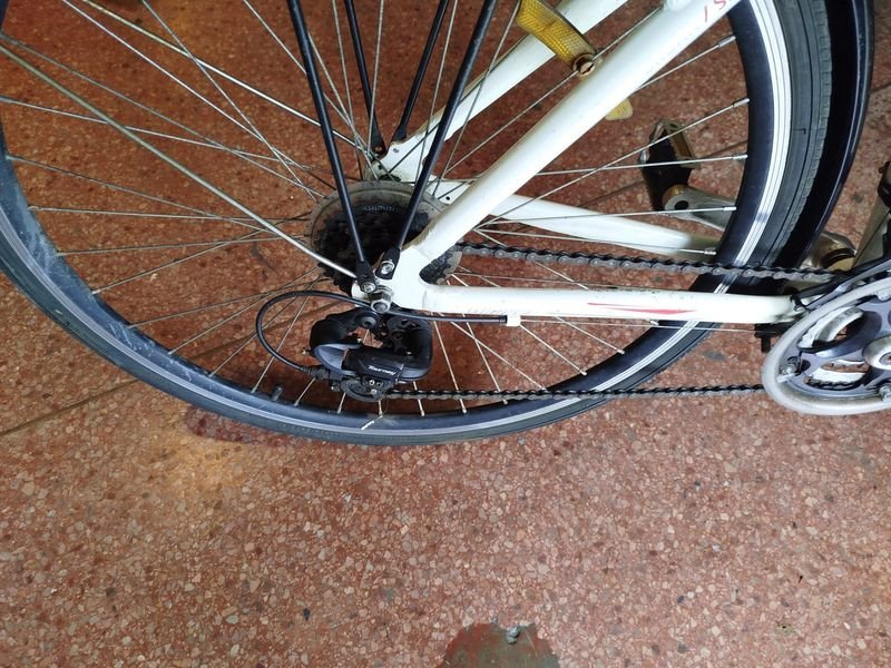 Bicicleta Winner Vital Urbana Rodado 28 Aluminio Suspensión Shimano - imagen 7