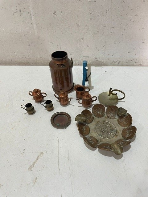 Lote anterior: Adornos en cobre miniatura