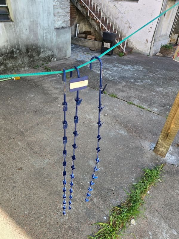 Hierro con Broches para Exibir Productos en Comercios - imagen 2