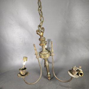 Araña de Bronce con Tres Luces y Cadena - imagen 5