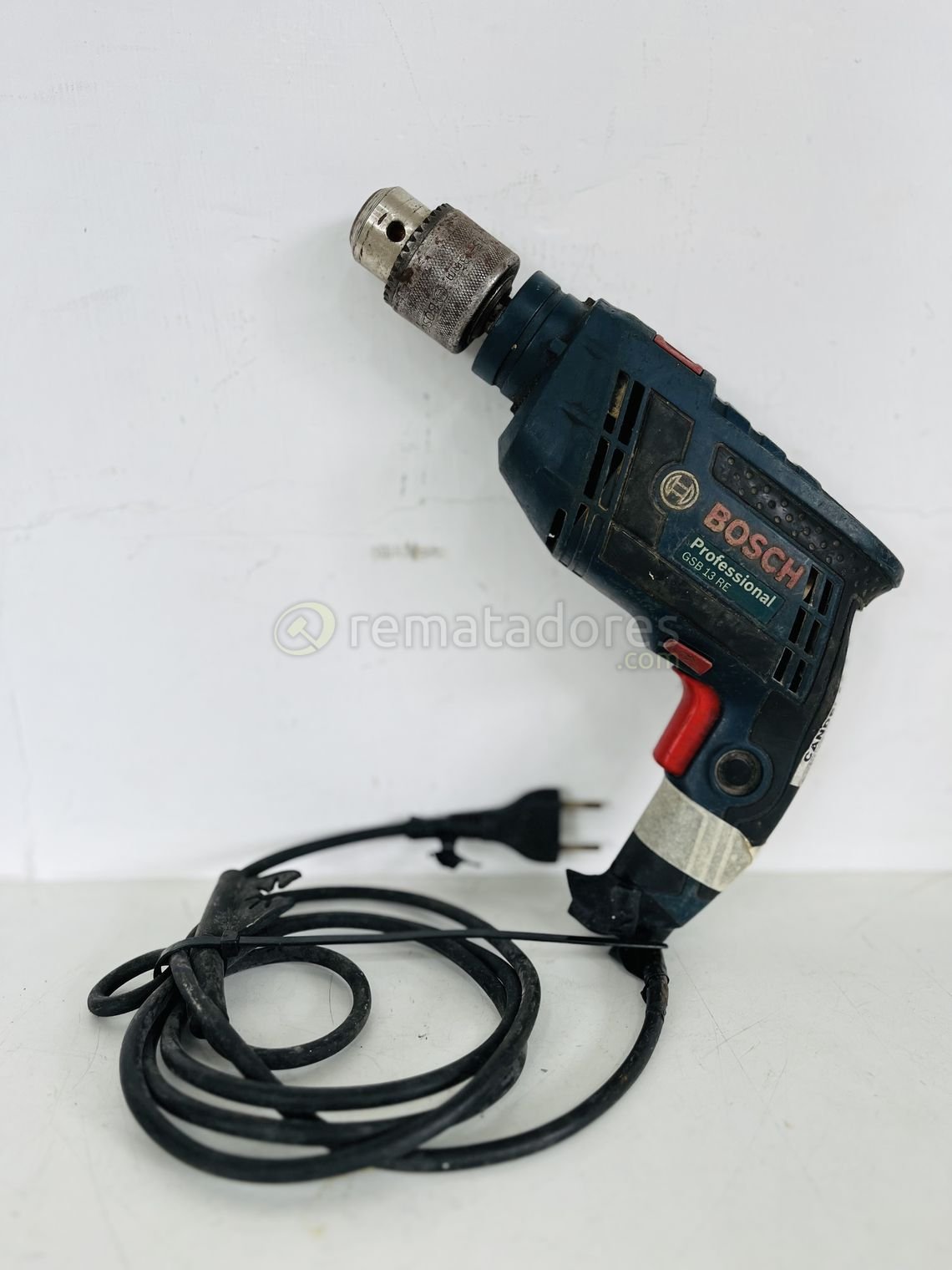 Taladro Eléctrico Bosch y Makita con Accesorios