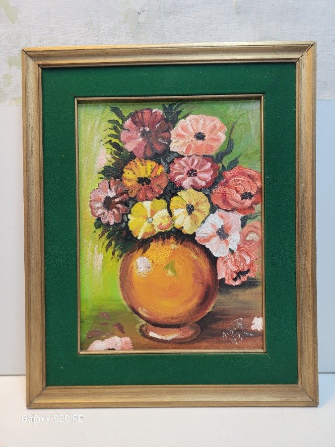 Pintura de Flores en Jarrón, Marco de Madera y Paspartú Verde