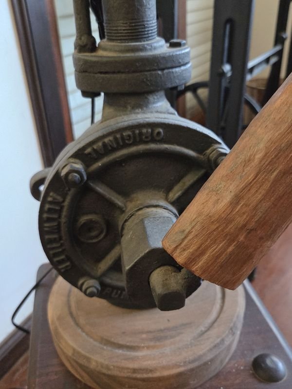 Item 830003 - Image 1