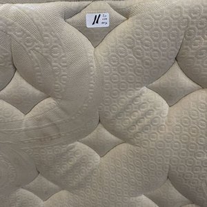 Lote anterior: Colchón King Koil de 2 Plazas con Pillow Top