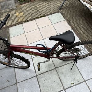 Bicicleta "Five & Five" Rodado 26 Color Rojo Granate - imagen 8