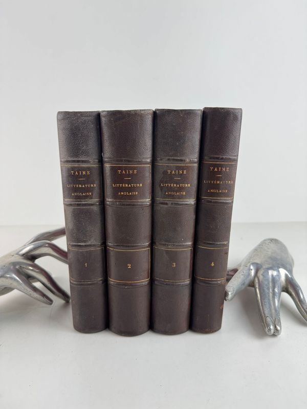 Lote siguiente: Colección de libros antiguos de Historia de la literatura inglesa