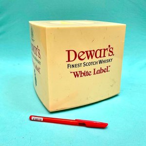 Hielera de whisky de " Dewar's " sellada Made in Gran Bretaña. - imagen 2
