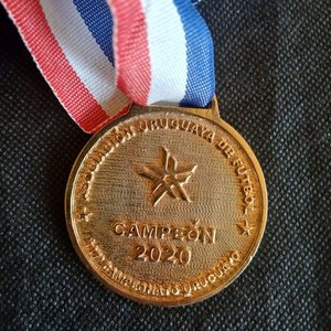 Medalla Oficial Campeón Uruguayo 2020 Club Nacional de Football - AUF - imagen 2