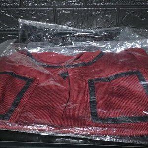 Lote siguiente: Lote de Ropa Variada con Aprox. 180 Prendas Empaquetadas Individualmente