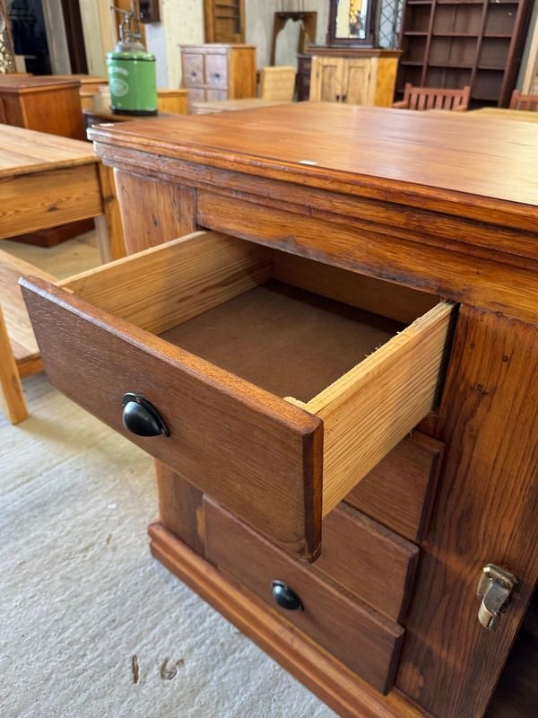 Item 877708 - Image 6