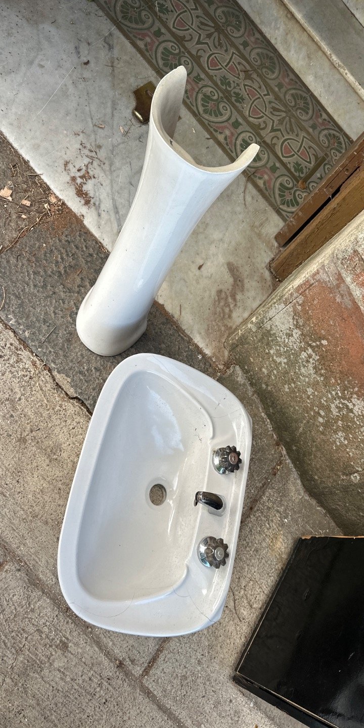 Item 63148 - Image 0