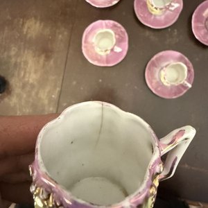 Juego de Tazas y Platillos de Porcelana Nacarada Alemana - imagen 10