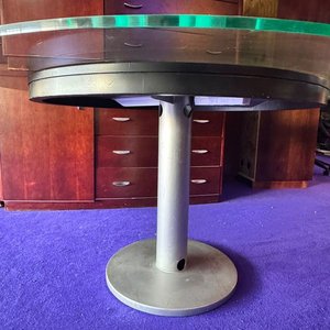 Mesa Redonda Moderna con Tapa de Vidrio y Base Metálica - imagen 4