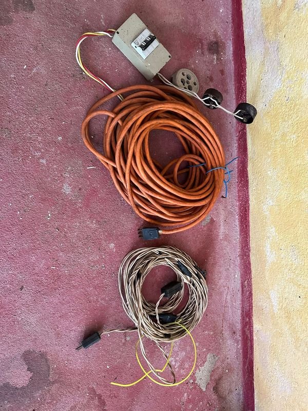 Lote siguiente: Extensiones de Carga y Accesorios Eléctricos